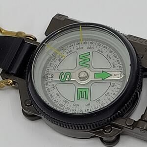 Toysmith 10/16/120 compass